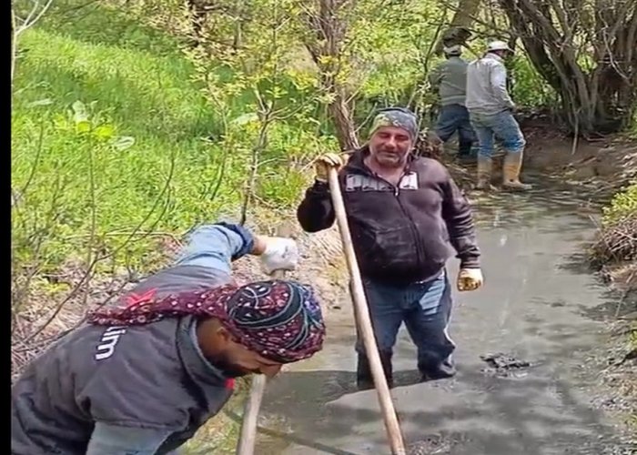 Karşıyaka sulama suyu bekliyor