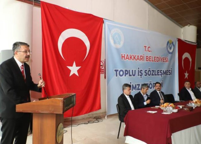 Hakkâri Belediyesi’nde toplu iş sözleşmesi imzalandı