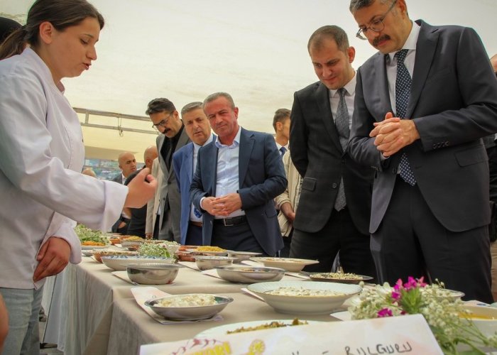 Hakkâri ’de, Yöresel ot festivaline yoğun ilgi