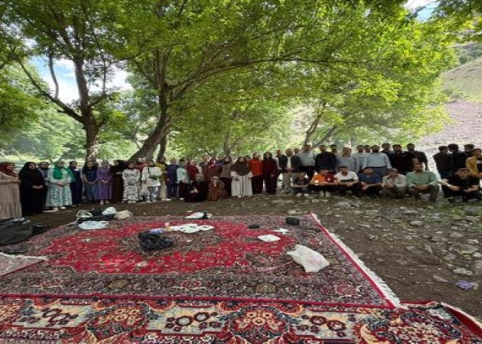 Umre ödüllü öğrencilere piknik jesti