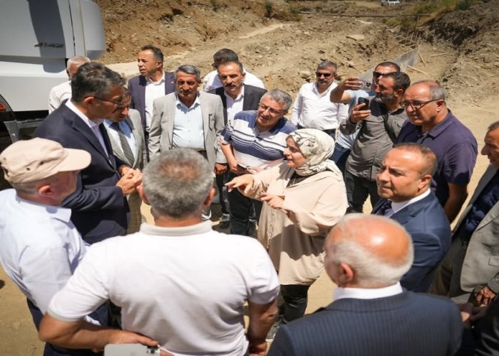 Vali Çelik Büyükçiftlik’te Dere Islahını İnceledi