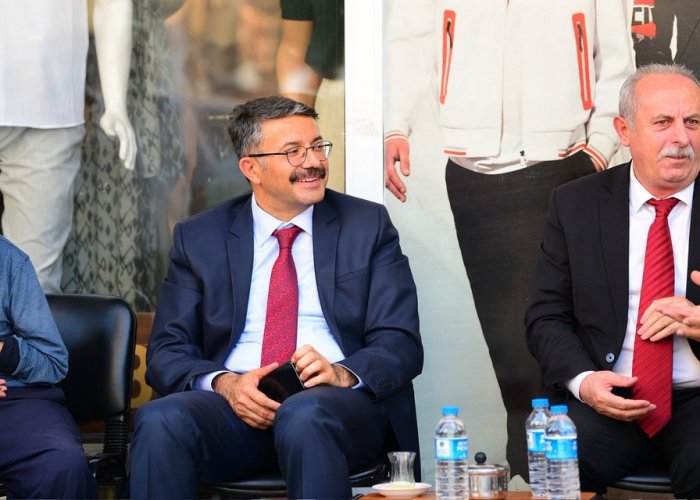 Vali Çelik: “Her zaman halkımızın yanındayız”