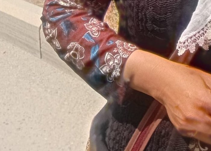 Zabıta 2 dilenciyi şehir dışına çıkarttı