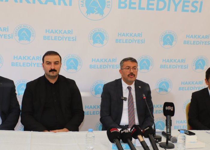Vali Ali Çelik’ten Hakkari’de su sıkıntısı açıklaması