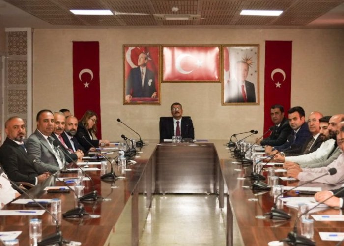Hakkari’de katı atık yönetimi ele alındı