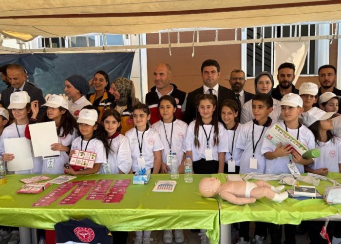 Hakkâri’de Sağlıklı Çocuk, sağlıklı gelecek etkinliği