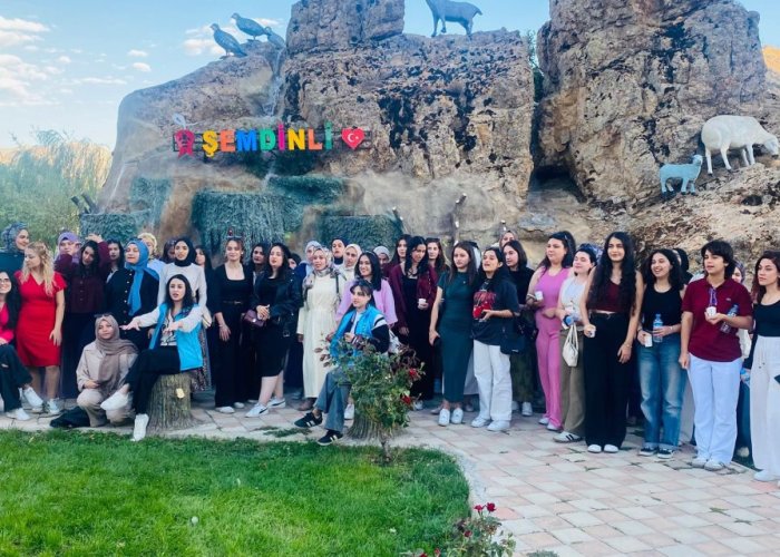 Hatay ve Osmaniye’deki gençler Şemdinli'yi gezdi