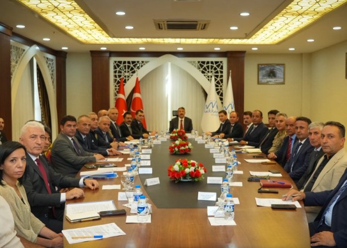 Vali Çelik’ten Sokak hayvanları talimatı