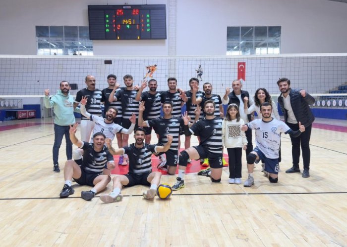 Hakkari Gençlik Merkezi Lideri Devirdi!