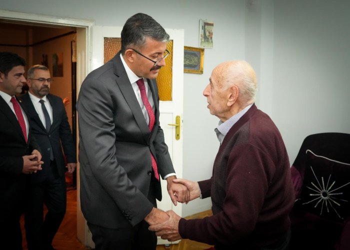 Ömrünü Eğitime Adamış Hocaya Vefa Ziyareti