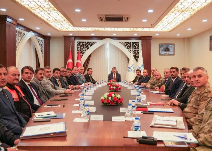 Hakkari’de karla mücadele değerlendirme toplantısı yapıld