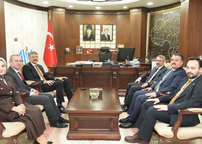 AK Parti heyetinden Vali Ali Çelik'e ziyaret