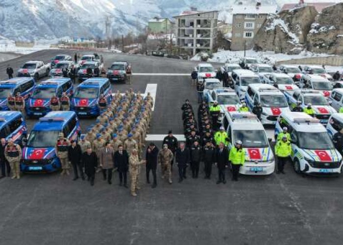 İçişleri Bakanlığı’ndan Hakkari’ye 45 yeni hizmet aracı