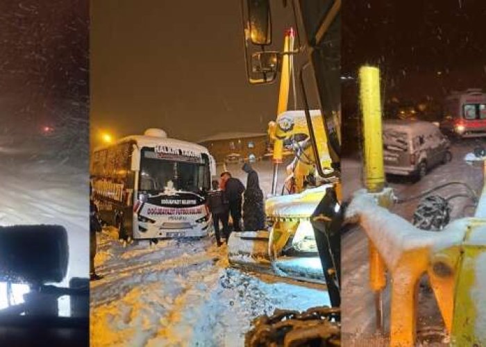 Mahsur kalan araçları belediye ekibi kurtardı