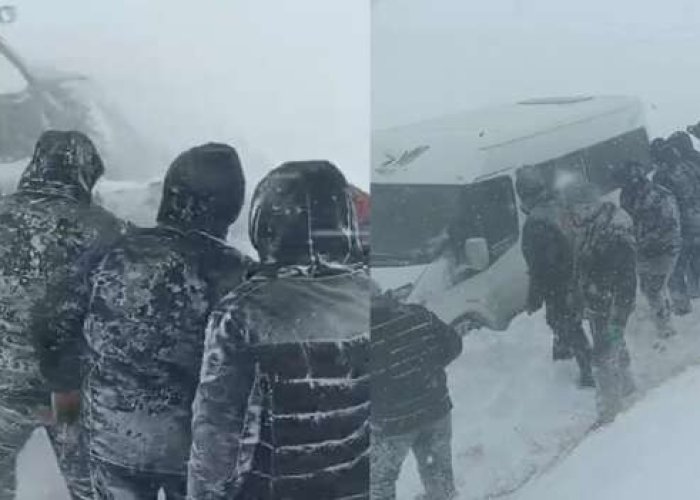 Yüksekova’da taziyeye gidenler fırtınaya yakalandı