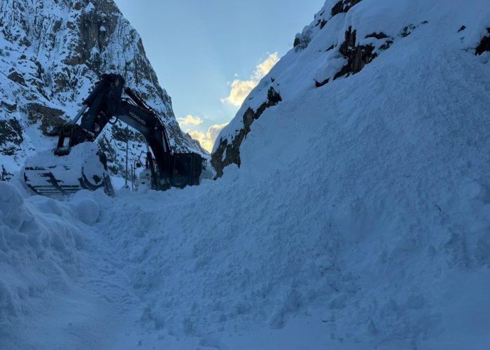 Hakkari–Van Karayolu Yeniden Ulaşıma Açıldı