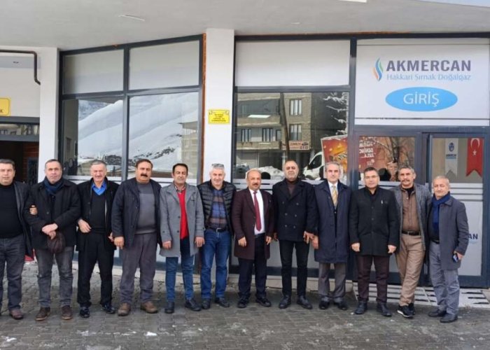 Hakkari’de muhtarlardan yüksek doğalgaz faturalarına tepki