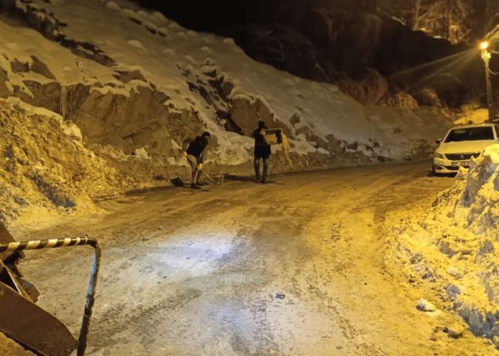 Eksi derecelerde temizlik seferberliği