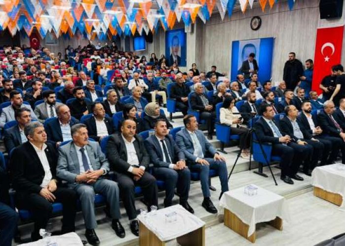 Başkan Kaya'dan ilçe ve belde belediye başkanlarına övgü