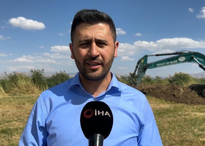 Yüksekova'da dere ıslah çalışması