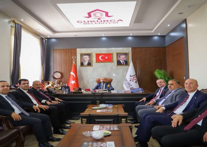 Hakkâri’nin Belediye Başkanları Çukurca’da buluştu
