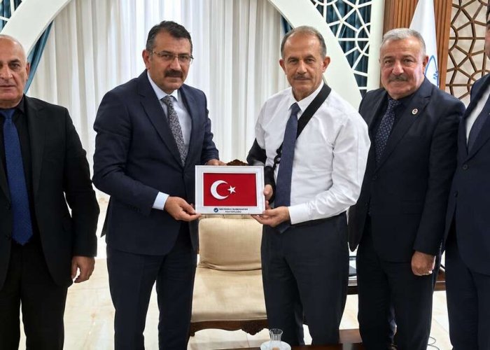 Türk Yerel-Sen Heyetinden Vali Taşyapan’a ziyaret