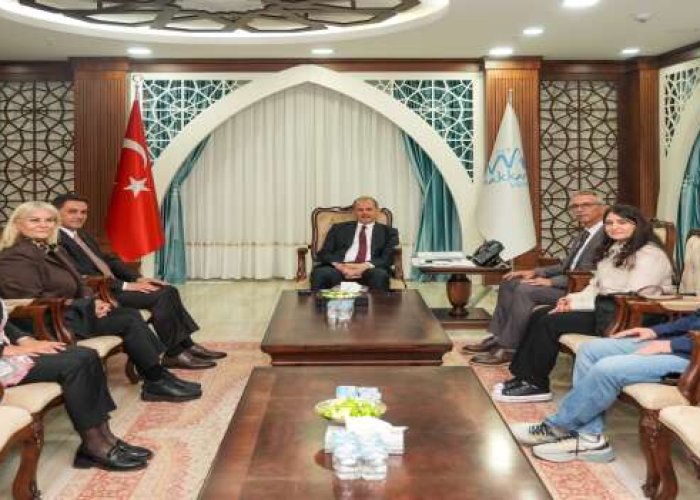 Hakkari'de Girişim Ofisi çalışmaları Vali Taşyapan'a anlatıldı