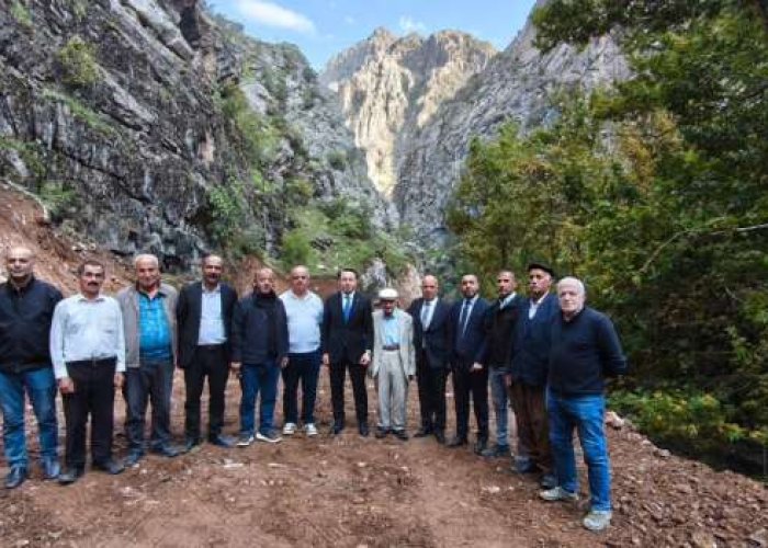 Yüksekova’da beklenen yol çalışması başladı
