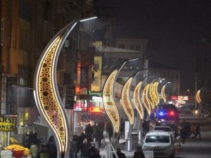 Hakkari’de ‘Kent aydınlatması’ projesi