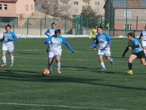 Hakkarigücü, Karabükspor’u 1-0 yendi