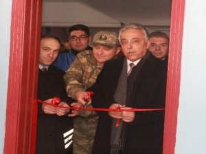 Şehit polislerin isimleri Hakkari’de 2 kütüphaneye verildi