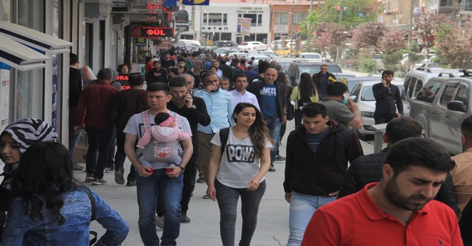 Türkiye'de genç nüfus rekoru Hakkari'nin odu