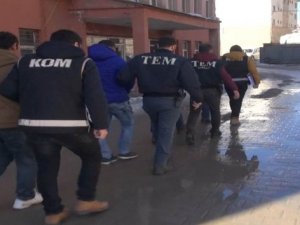 Hakkari’de göçmen kaçakçılığı: 3’ü askeri personel 7 gözaltı