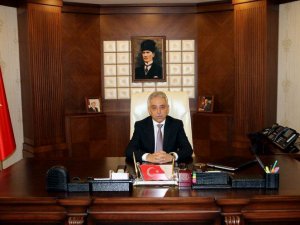 VALİ TOPRAK'TAN HALKA 'ERDOĞAN' TEŞEKKÜRÜ