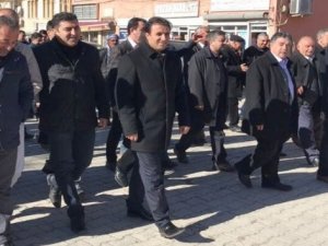 Başkan Tekin Çukurca’da
