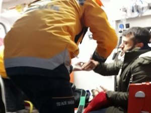Hakkari-Çukurca yolunda kaza: 2 yaralı