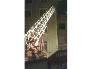 Hakkari’de korkutan yangın