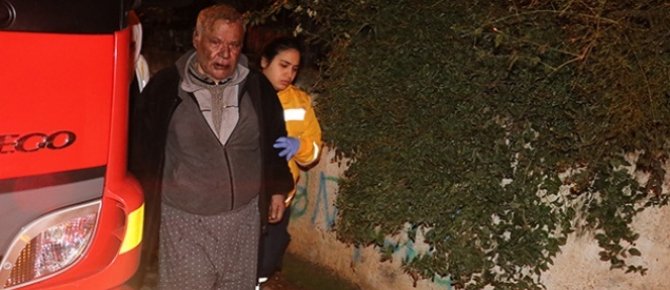 Elektrikli battaniyeden çıkan yangın: 1 kişi dumandan etkilendi