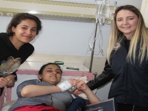 Hakkari polisinden hastalara ziyaret