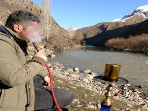 Hakkari’de kış ortasında piknik keyfi