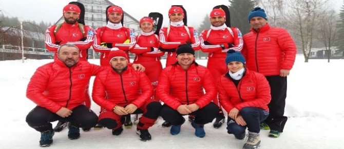 Hakkarili sporcular Avrupa’da derece ile döndü