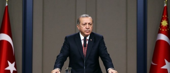 Erdoğan, şehit babası ile görüştü