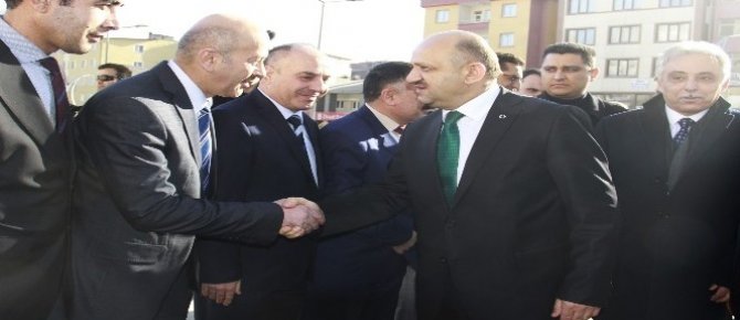 Başbakan Yardımcısı Işık Hakkari’de