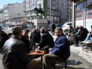 Hakkari’ye Bahar Havası Hakim