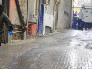 Hakkari’de şüpheli poşet alarmı