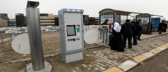 Van’da akıllı durak dönemi
