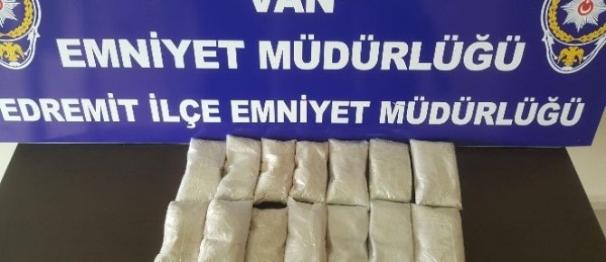 Metruk binada eroin ele geçirildi