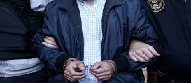 Hakkari’de 3 kişi tutuklandı