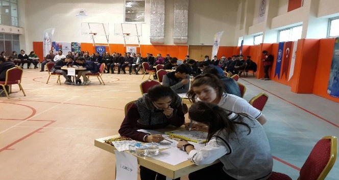Hakkari’de Gençlik Merkezleri Arası Bilgi Yarışması