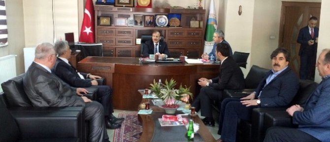 Başbakan Yardımcısı Çavuşoğlu’ndan HATSO’ya ziyaret
